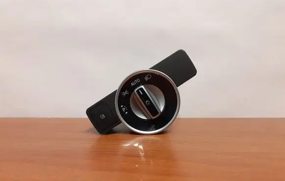 Mercedes-Benz E W212 Light switch A2129050551 3340