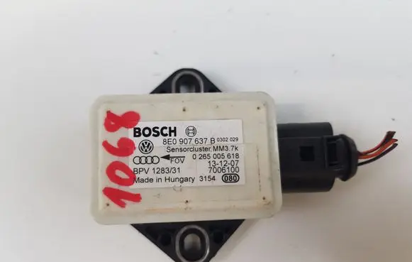 Audi A6 S6 C6 4F ESP (stability system) control unit 8E0907637