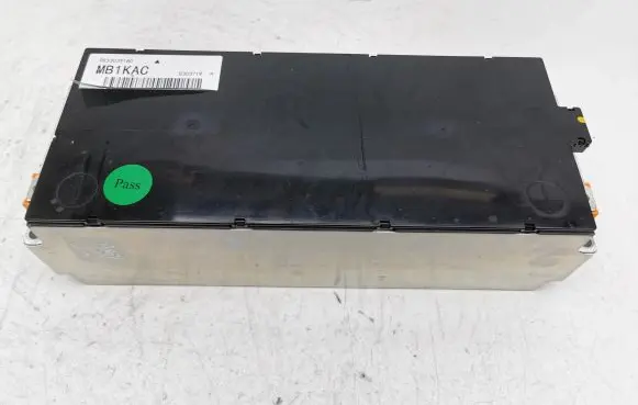 Citroen C4 III e-C4 Hybrid / Electric Car Battery Cell 9833039180
