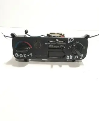 Mitsubishi L200 Climate control unit MR148053