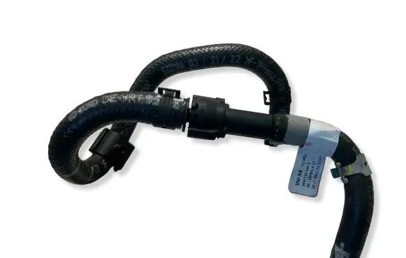 Porsche Cayenne (9Y0 9Y3) Fuel line/pipe/hose 06M133986S