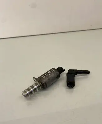 Peugeot 308 Camshaft vanos timing valve 9825813780