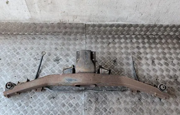BMW 6 E24 Rear axle beam 33311124095