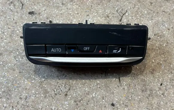 BMW X3 G01 Climate control unit 5A3BBF2