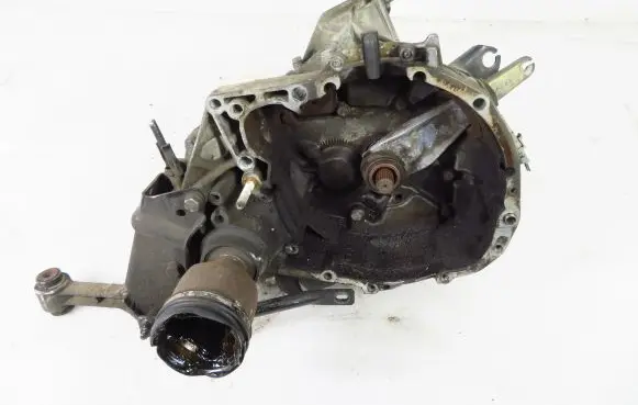 Manual 6 speed gearbox