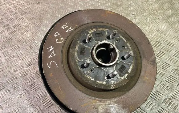Hyundai Santa Fe Rear wheel hub