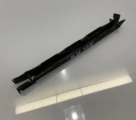 Mercedes-Benz E W211 Front bumper mounting bracket A2118801114 2118801114