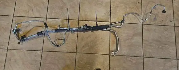 Subaru Forester SH Air conditioning (A/C) pipe/hose