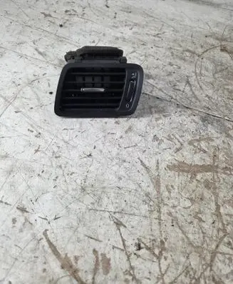 Dashboard side air vent grill/cover trim
