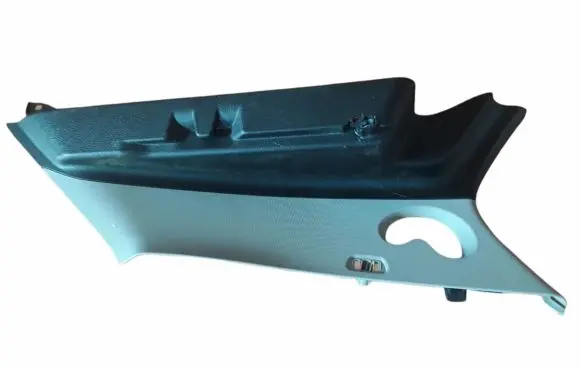 BMW X2 F39 (D)pillar trim (top) 7426402