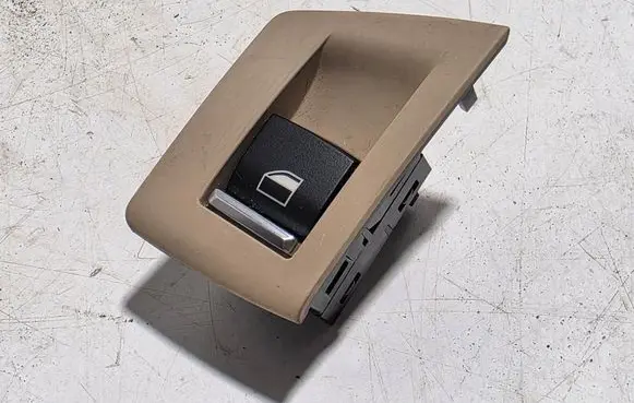 BMW 5 F10 F11 Electric window control switch 916352701