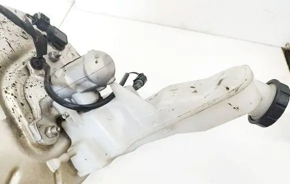 Mercedes-Benz A W176 Master brake cylinder 