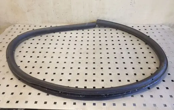 Audi S5 Facelift Rubber seal front coupe door 8F0831707B