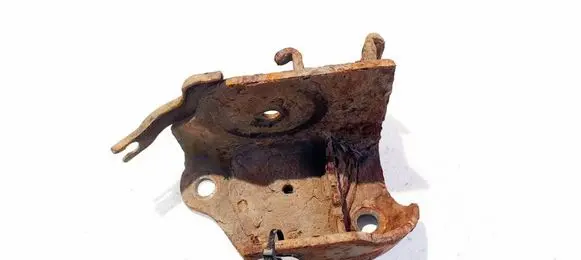 Nissan Tiida C11 Bracket in trunk/boot 