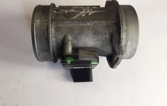 Audi A4 S4 B6 8E 8H Mass air flow meter 059906461D AFH7025C