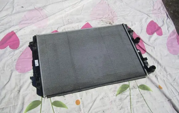 Volkswagen Taigo Coolant radiator 2Q0121253M CZ4221362510 80569275X