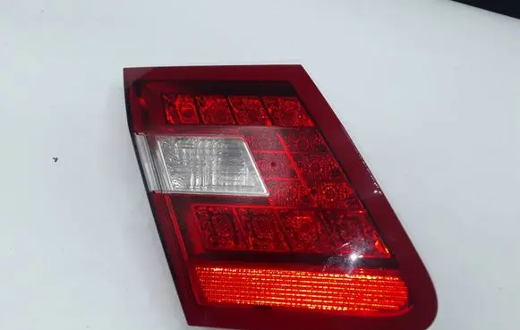 Mercedes-Benz E W212 Tailgate rear/tail lights A2129060358
