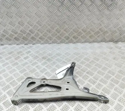 BMW X2 F39 Fender mounting bracket 7431007
