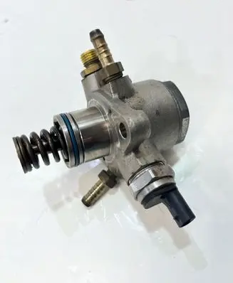 Audi A8 S8 D4 4H In-tank fuel pump 079127025AE | 000646484613079975078577