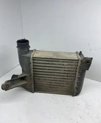 BMW 5 E39 Intercooler radiator 2246031