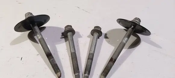 Ford Explorer V Nuts/bolts srubsan