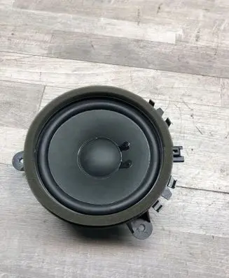 Volvo XC70 Rear door speaker 30657445 16W04
