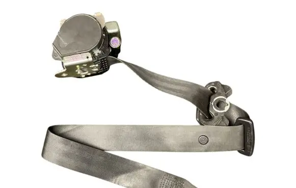 Seat Ibiza IV (6J,6P) Front seatbelt 6153342 6J3857706