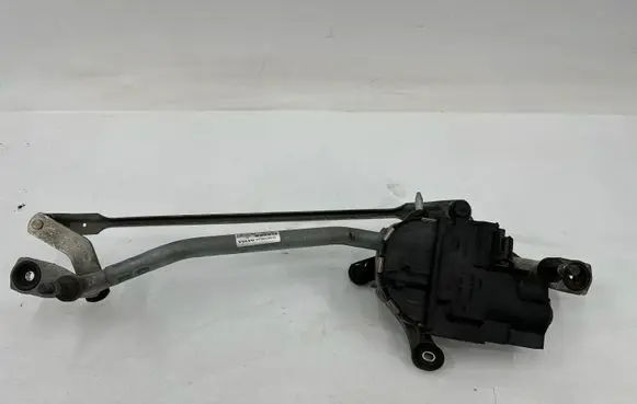 Volvo V40 Front wiper linkage and motor 31378574