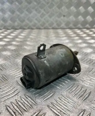 BMW 3 E90 E91 other engine part 7548388