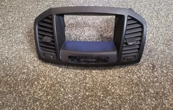 Opel Insignia A Dash center air vent grill