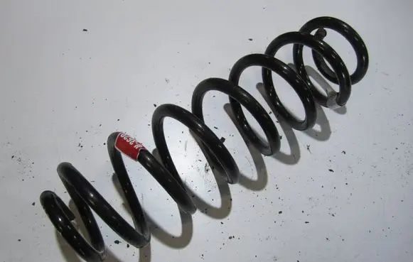 Volkswagen PASSAT B8 Rear coil spring 3Q0511115 3Q0511115AK