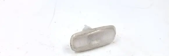 Audi A4 S4 B6 8E 8H Front fender indicator light 4B0949127