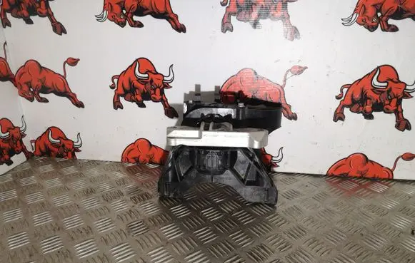 Opel Grandland X Engine mounting bracket 9820297580