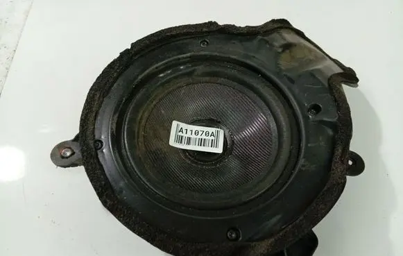 Volvo S60 Front door speaker 9472756