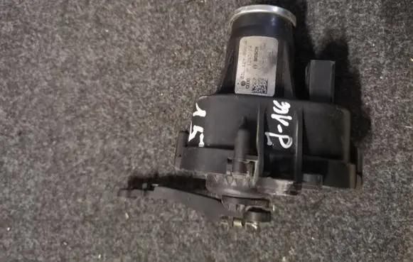 Audi A3 S3 A3 Sportback 8P Intake manifold 03L129086A 128324 0280751007