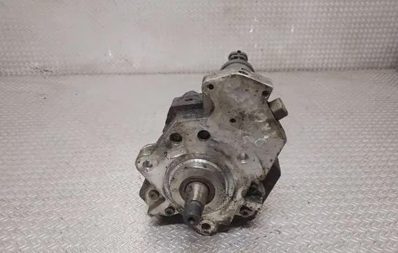 Renault Laguna II Fuel injection high pressure pump 0445010075 8200108225
