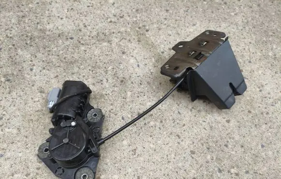 Volvo XC40 Tailgate/trunk/boot lock/catch/latch 31349975