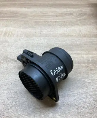 Volkswagen Sharan Mass air flow meter 0280217121 0986280202