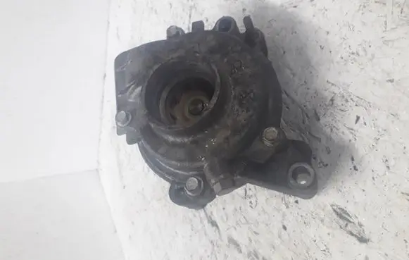 Opel Zafira A Water pump 24439797