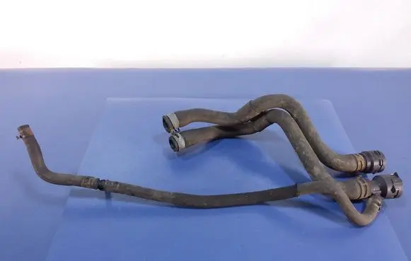 Volkswagen Touran II Engine coolant pipe/hose 2K0122447F