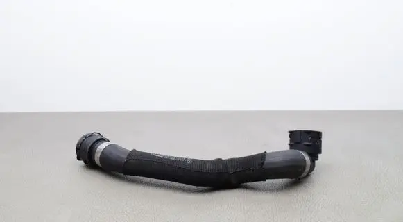 Mercedes-Benz C W205 Engine coolant pipe/hose A2055014684