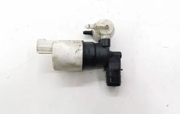 Ford Grand C-MAX Windscreen/windshield washer pump AV6117K624AA