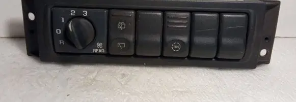 Chevrolet Venture Interior fan control switch 10243759