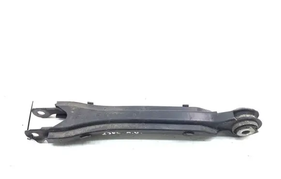 Mercedes-Benz C W204 Rear control arm A2053506303