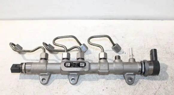 BMW 5 F10 F11 Fuel main line pipe 8514154 0445214315 0281002949