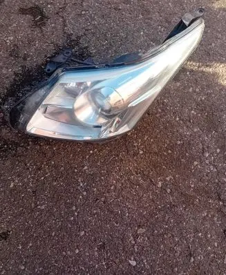 Toyota Avensis T270 Headlight/headlamp H279GLDE