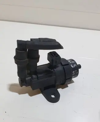 Ford Focus Turbo solenoid valve 98AB9E882