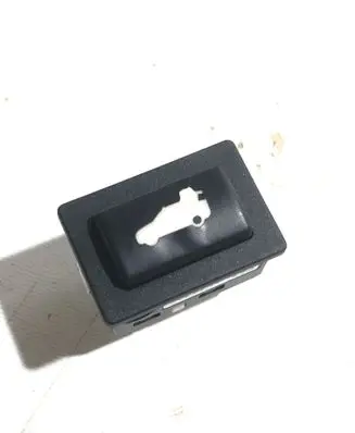 BMW 5 F10 F11 Tailgate opening switch 9200316 020211