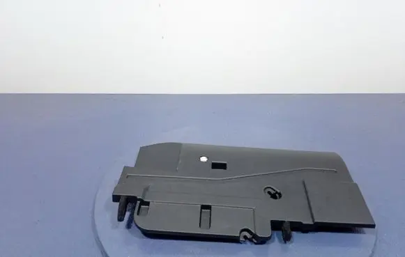 Infiniti Q50 Other sill/pillar trim element 
