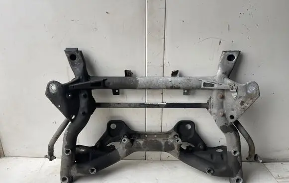 Mercedes-Benz C W204 Front subframe A204545440